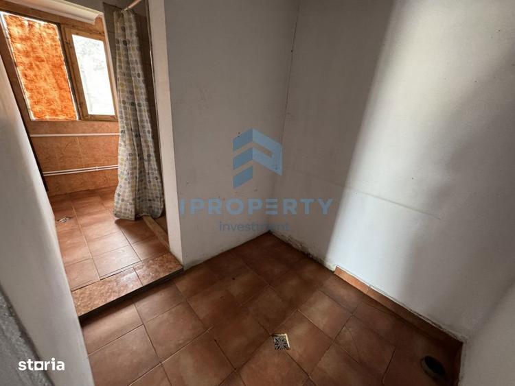 Spațiu comercial, de 140 mp, în Apărătorii Patriei