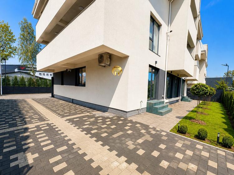 Apartament cu 3 camere decomandat, mobilat în Otopeni
