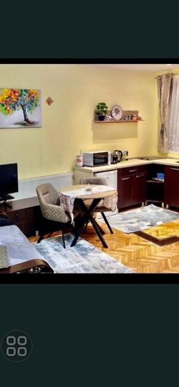 Garsonieră decomandată în Central