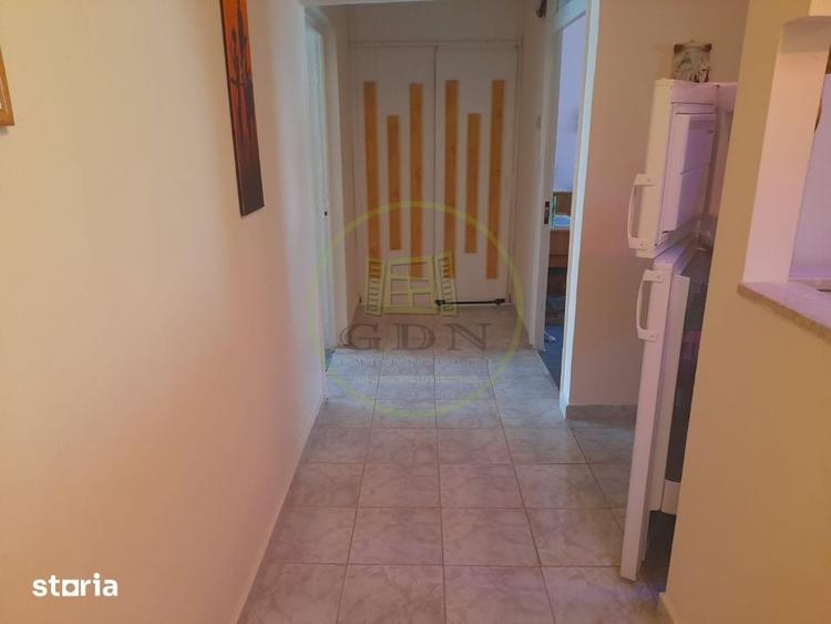 Apartament cu 2 camere decomandat, mobilat în Central