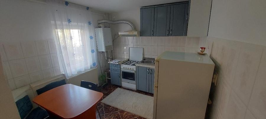 Garsonieră decomandată în Banca Națională