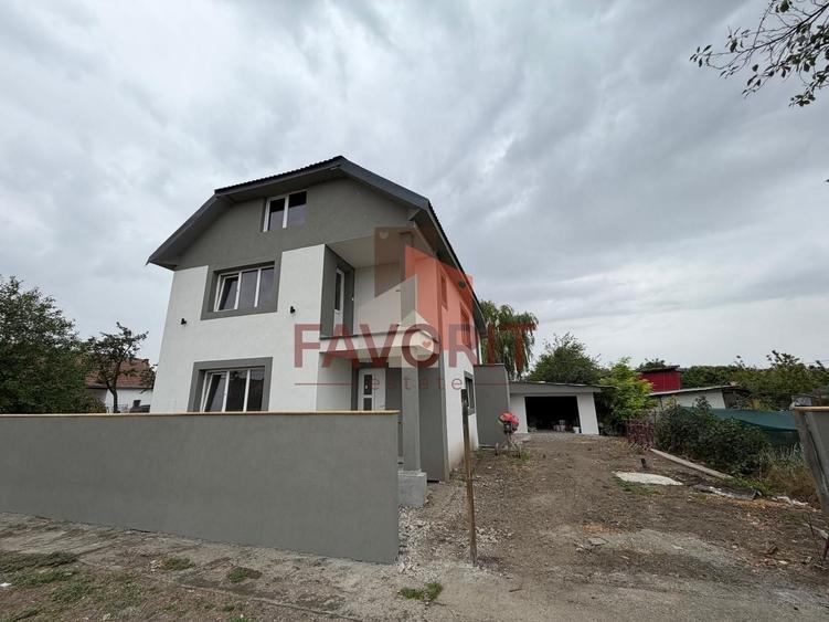 Casă individuală cu 4 camere cu Canalizare în Becicherecu Mic