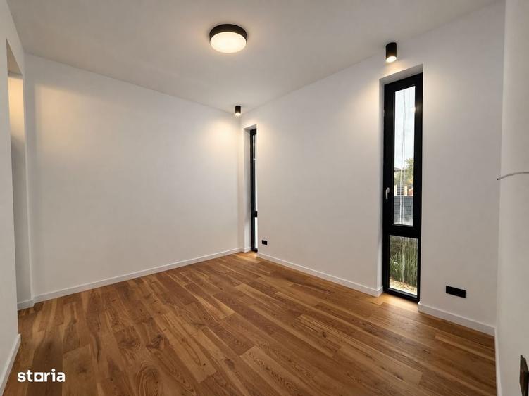 Casă cu 4 camere în Odăile