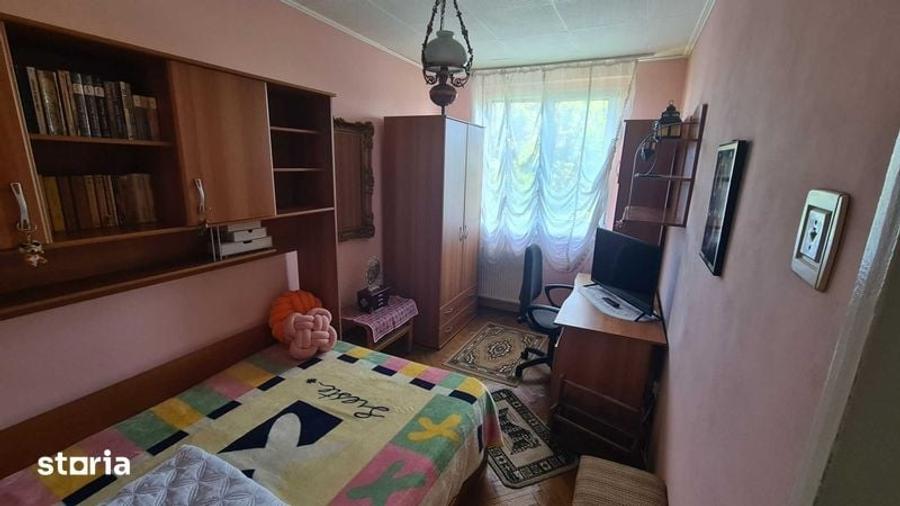 Apartament cu 3 camere în Țiglina 1