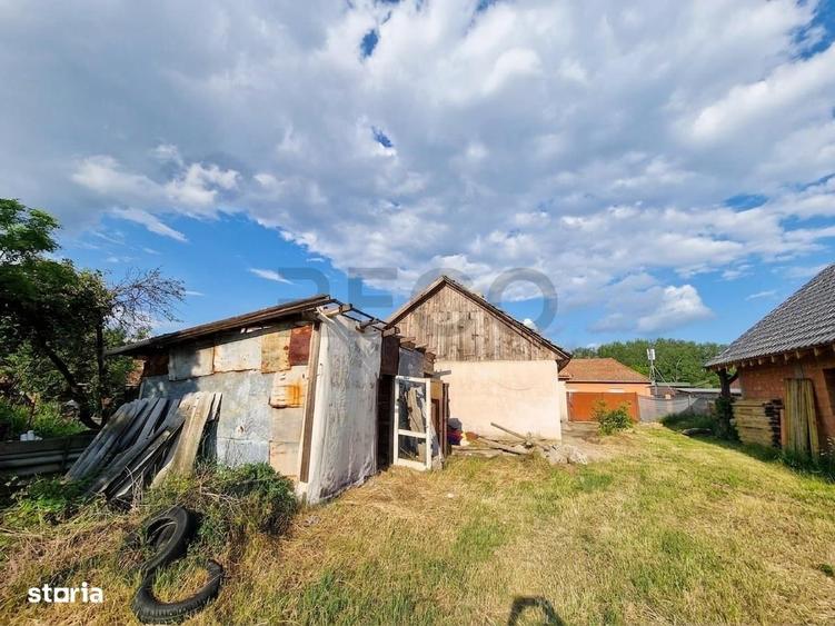 Casă cu 3 camere cu Teren 1940 Mp în Biharia