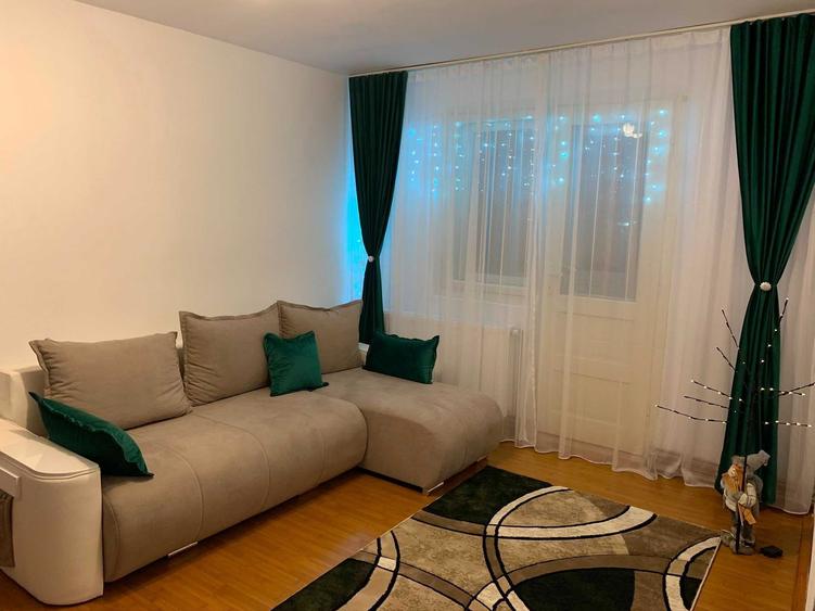 Apartament cu 2 camere decomandat în Exterior Vest