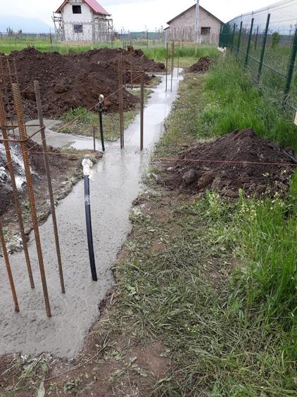 Teren 1000 mp pentru constructie case , cu fundatie si proiect - 8