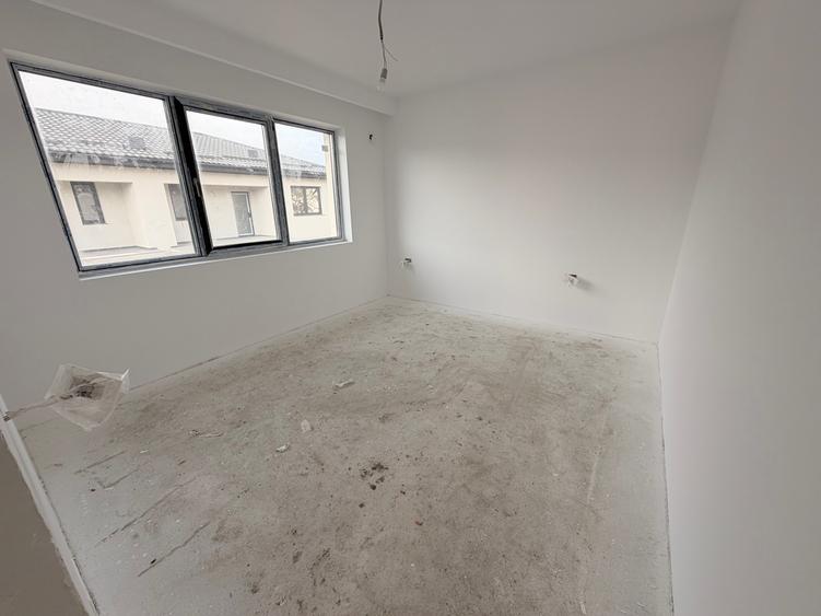 Casa individuala P+1+Pod. 5 cam. Util 160mp. Teren 390mp - 22