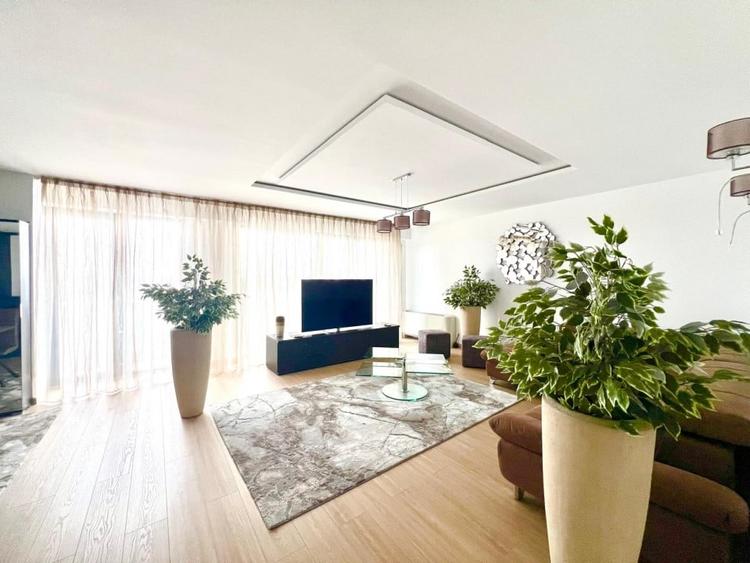 NOU / DEOSEBIT / TERASE GENEROASE / COMPLET MOBILAT SI UTILAT - 2