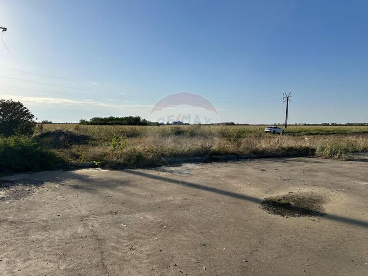 Teren extravilan de vânzare – 19.963 mp, E68 Mândruloc–Vladimirescu - 10