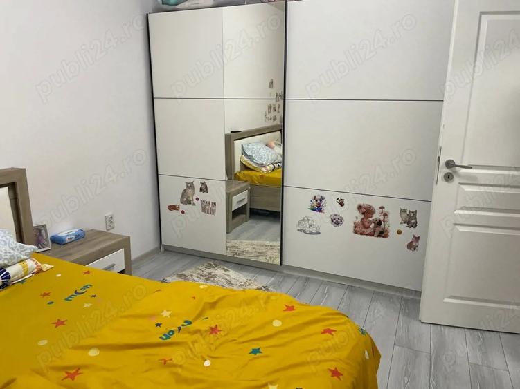 Apartament de vanzare - 3