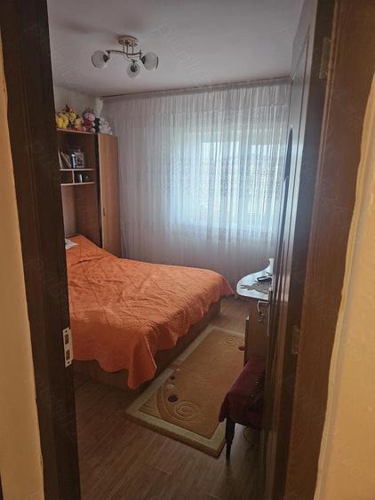 Apartament de vanzare - 1