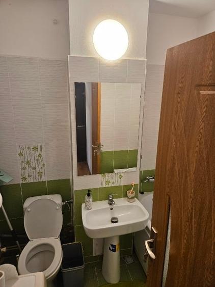 Inchiriez apartament 2 camere, decomandat, mobilat, balcon inchis cu tamplarie P - 7