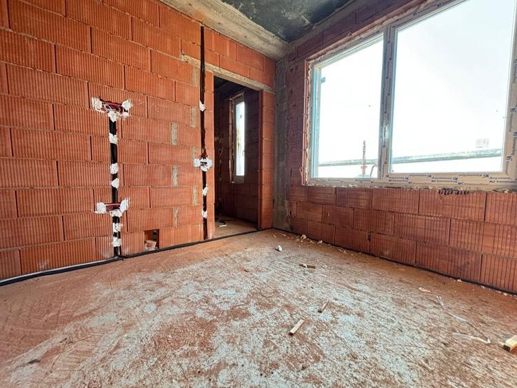 Duplex 3 camere, 76mp utili, teren 285mp, P+Pod in Bucovat - 13