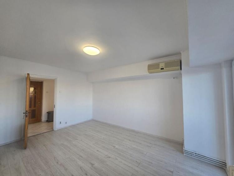 Vanzare 3 camere stradal Colentina nr 76 - 2