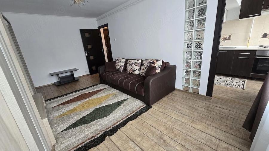 Inchiriez garsoniera confort 1 micro 9 - 1