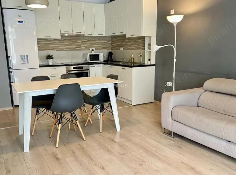 Inchireiz apartament 2 camere , complet mobilat , disponibil Inchireiz apartament 2 camere , complet mobilat , disponibil