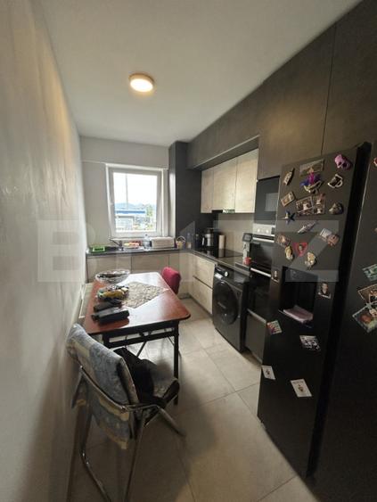 Apartament cu 3 camere, 68 mp, etaj intermediar, zona Tractorul - 7
