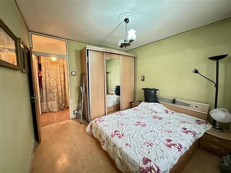 Apartament 3camere de vanzare - Apusului - etaj 3/8, aproape de metrou - 12