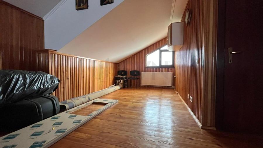 REV2005341 Vila deosebita cu piscina si teren generos Buftea zona exclusivista - 32