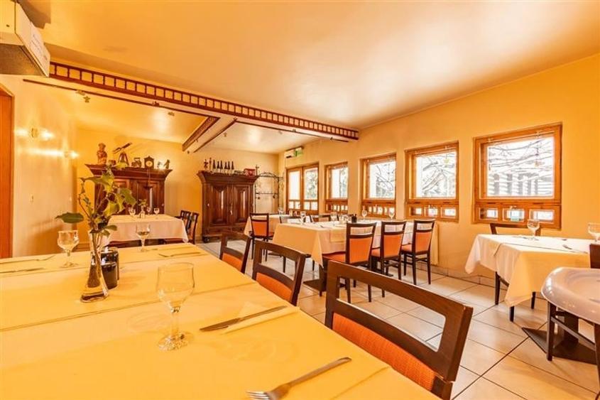 Tur LIVE & FILM! Vila + pensiune, pe 1.500 mp teren, Drumul Poienii, Brasov - 3