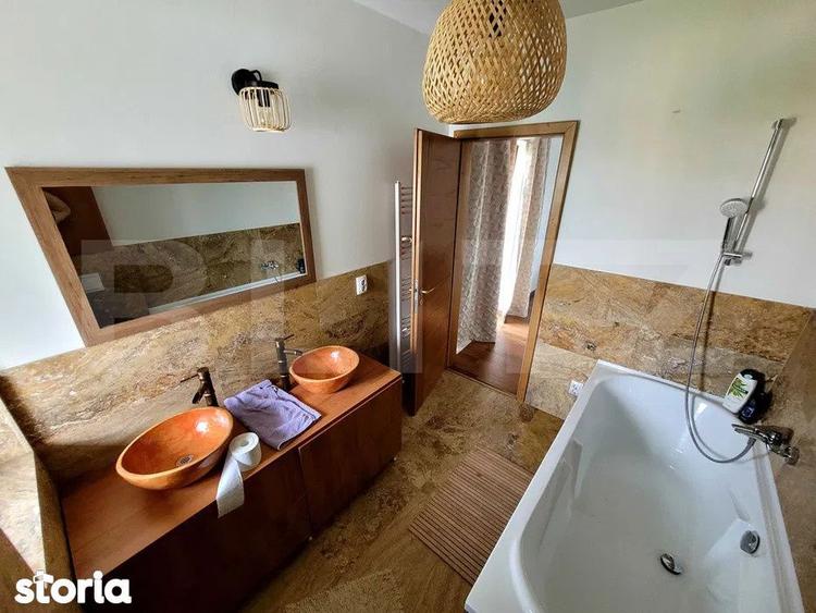 Casa indiaviduala cu 4 camere, 300 mp, curte 1000 mp, garaj, zona Iri - 2