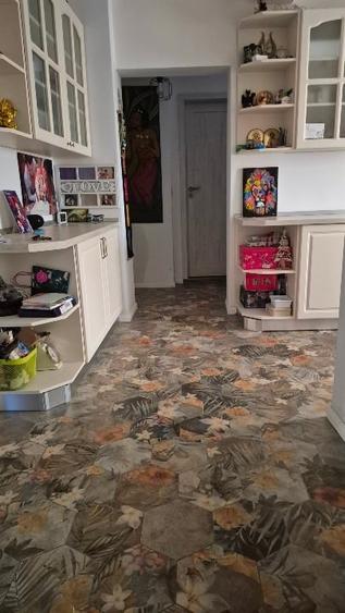 Vand ap.3 camere decomandate lux - 1