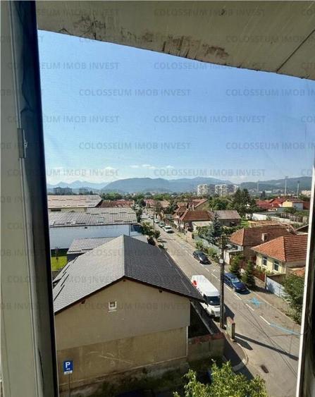 Apartament 2 camere, semidecomandat - zona Bartolomeu - 8