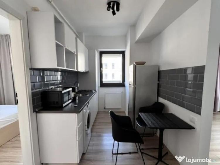 Mamaia Central apartament 2 camere decomandat, vedere la mar - 2