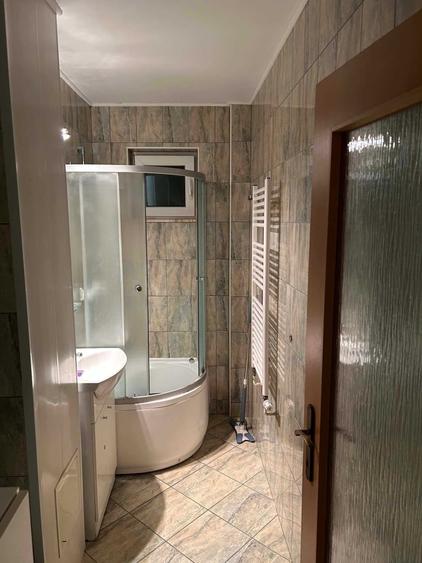 Apartament de inchiriat cu 3 camere - 4