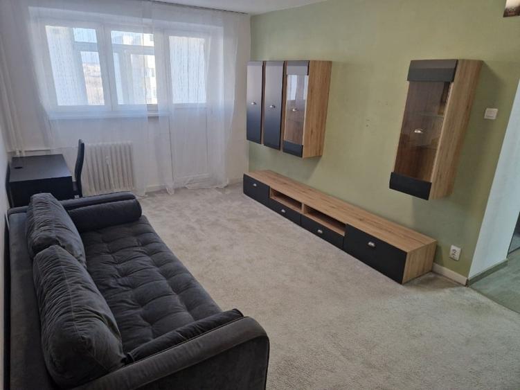 Apartament cu 3 camere, direct proprietar,Doamna Ghica ,bloc reabilitat,123k € - 1