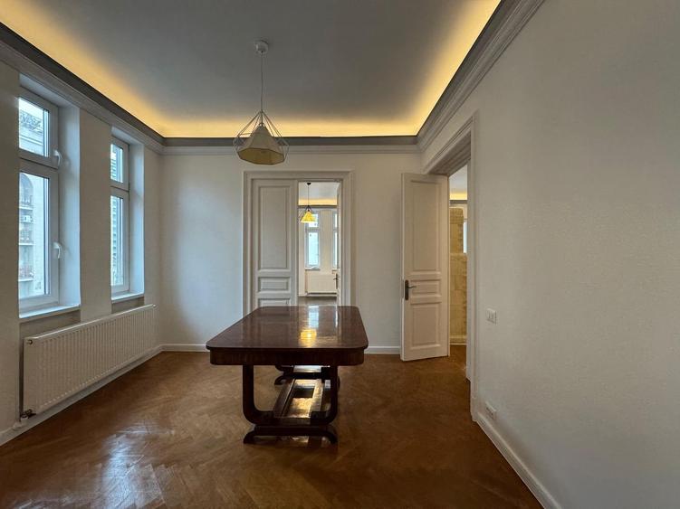 Etaj intreg, 5 camere in VILA INTERBELICA 180 mp, renovat - 13