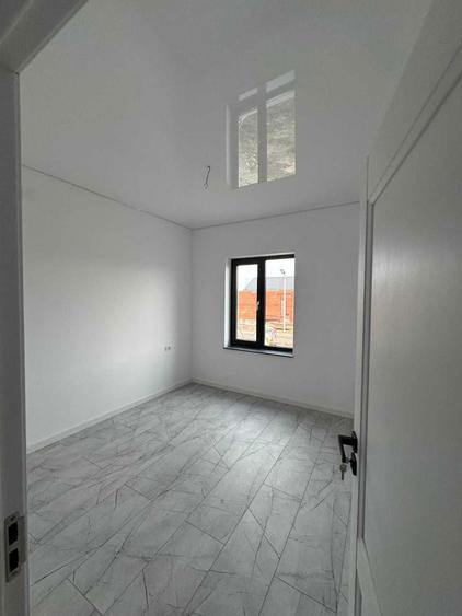 APARTAMENT IN VILA! curte si intrare privata! - 5