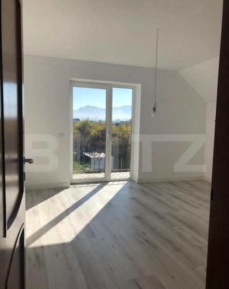 ???? Casa individuala de vanzare in Sanpetru 3 dorm - 4