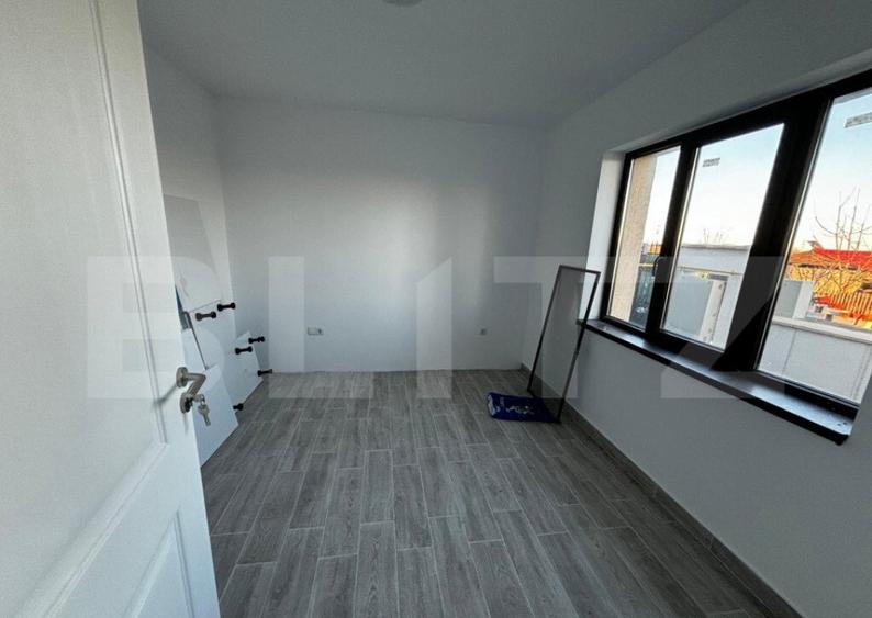 Casa cu 2 camere, 100 mp, zona Cartierul Marcus - 1