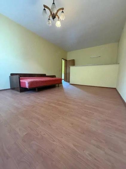 Casa individuala, 7 camere, parter+mansarda, 220 mp - Braytim - 2