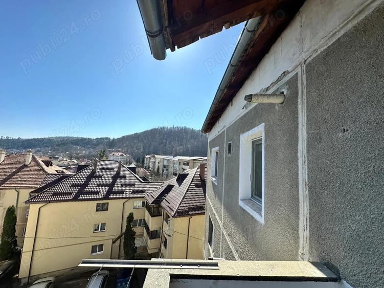 Se vinde apartament cu 3 camere, situat in Comane?ti, Bacau, etaj 4. - 7