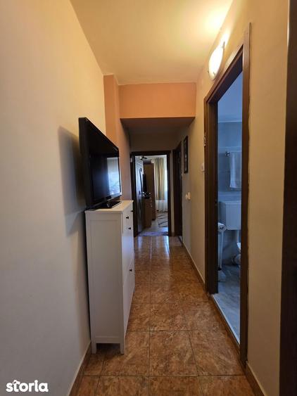 Apartament spa?ios -Etaj 2- Electroputere Mall -Oportunitate-90mp - 1