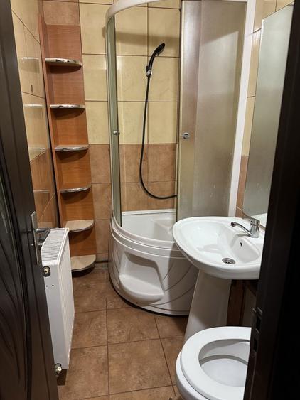 Inchiriez apartament 2 camere Codlea - 1