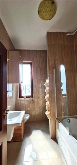 MEDICINA - ETAJ 2 - GARAJ - BOXA - 3 cam - 2 bai - centrala proprie - clima - de - 3