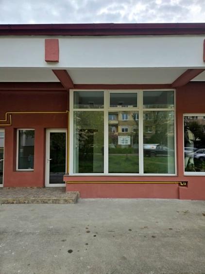 Spațiu comercial de închiriat, Iuliu Maniu, 55m², zonă de magazin - 1