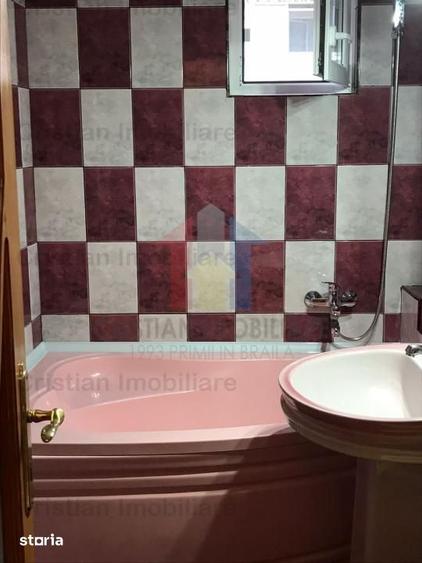 Apartament cu 2 camere decomandat în Barieră