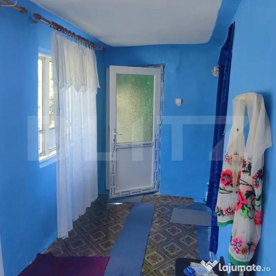 Casă cu 3 camere cu Teren 1700 Mp în Central