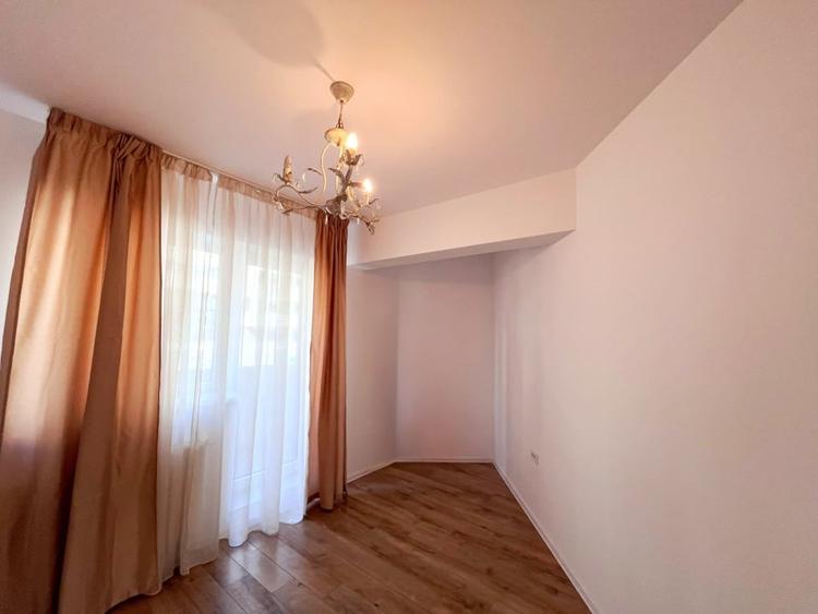 Apartament modern cu 3 camere in Tractorul - 6
