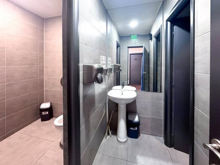 Spatiu Comercial de Inchiriat - PARTER - CENTRAL - Zona Cafenelelor - 7