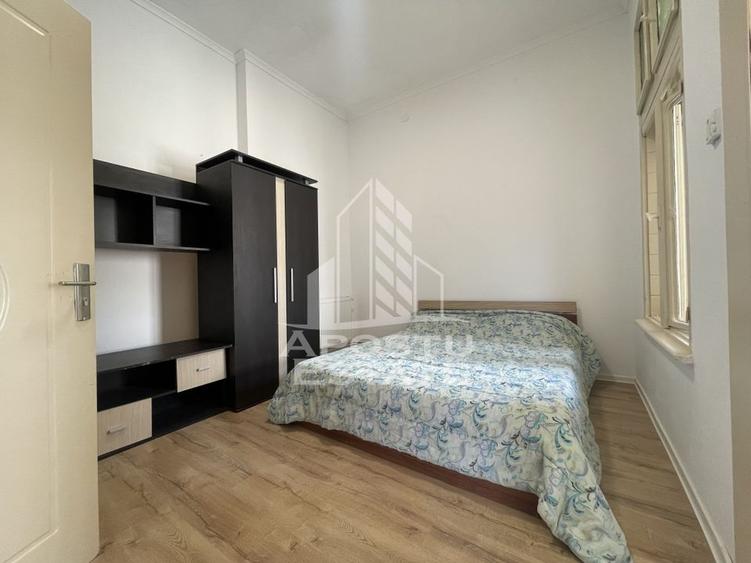 Apartament spatios patru camere Colegiul Banatean - 1