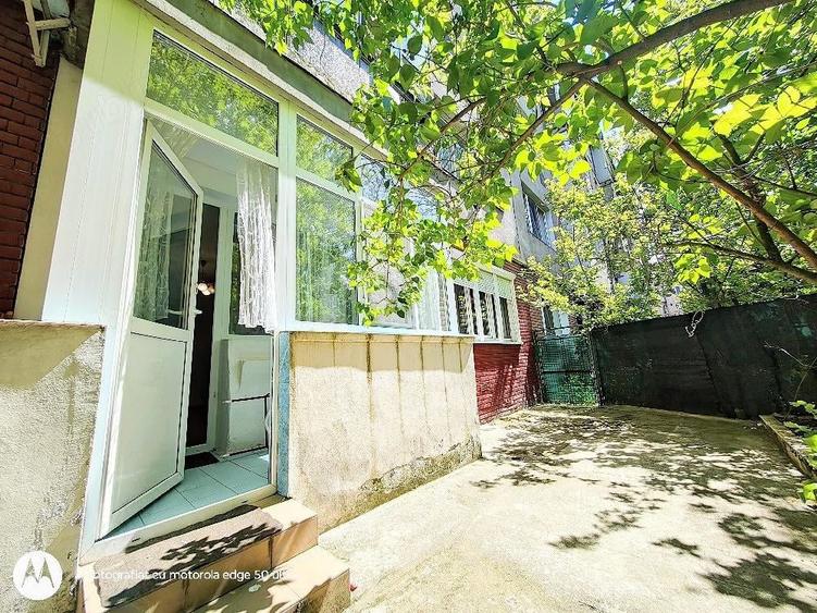 Vand apartament cu 2 camere cu gradina, Hunedoara, micro 4, parter. Pret 36500 EUR neg - 4