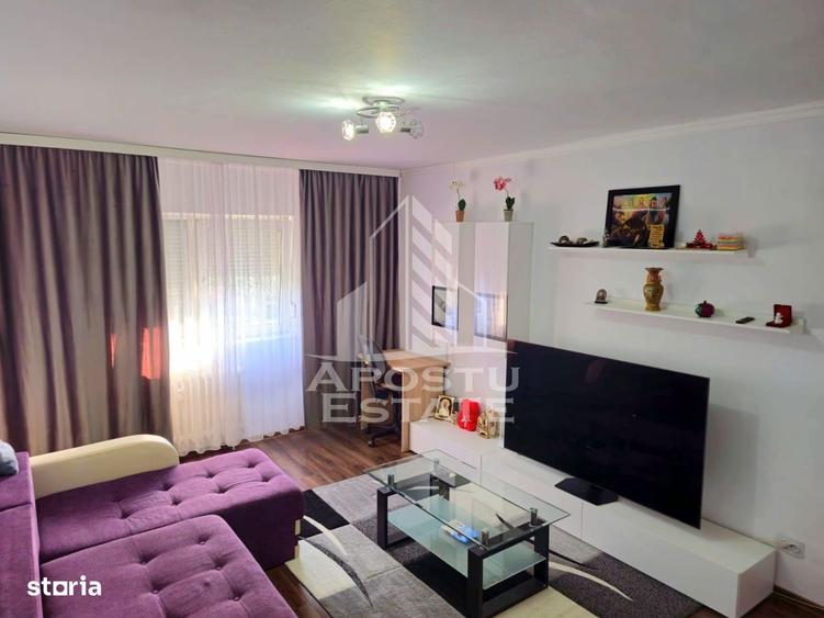 Apartament doua camere,zona MIcalaca - 1