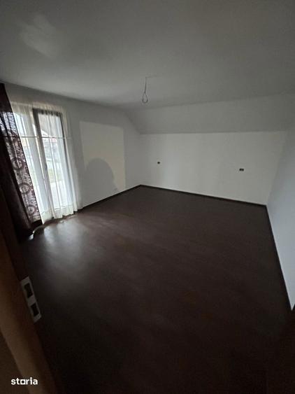 De vanzare casa ?i teren, suprafata teren de 1090mp, P+E - 6