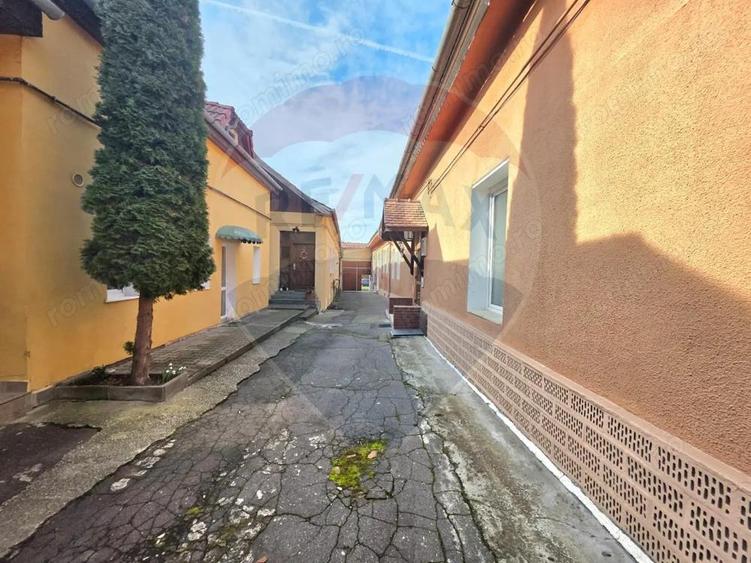 Casa cu 4 camere de vanzare in zona ultracentrala Medias - 6